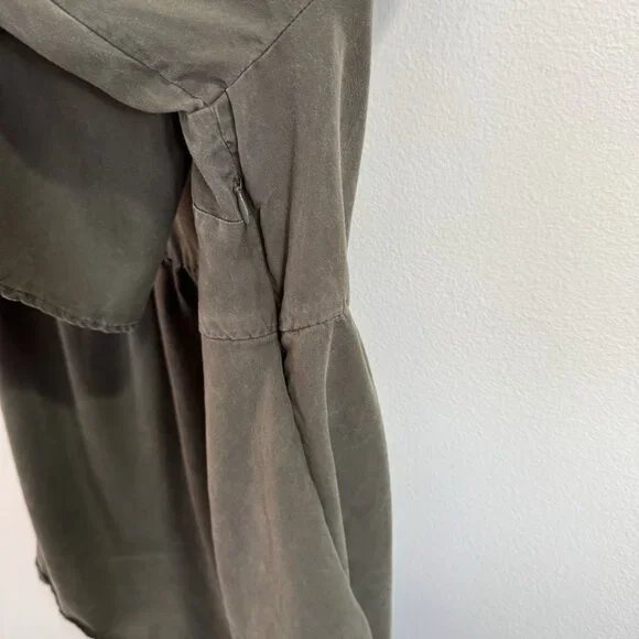 Boden Shirt 12 Curved Seam Tunic Olive Green Mineral Wash Bell Sleeves Boho - Picture 9 of 12